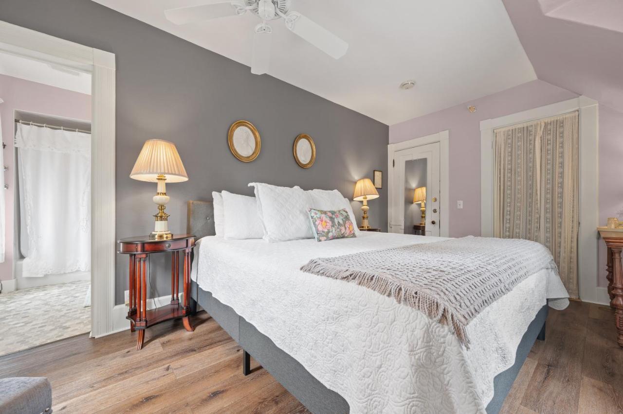 Brook Farm Inn 레녹스 외부 사진