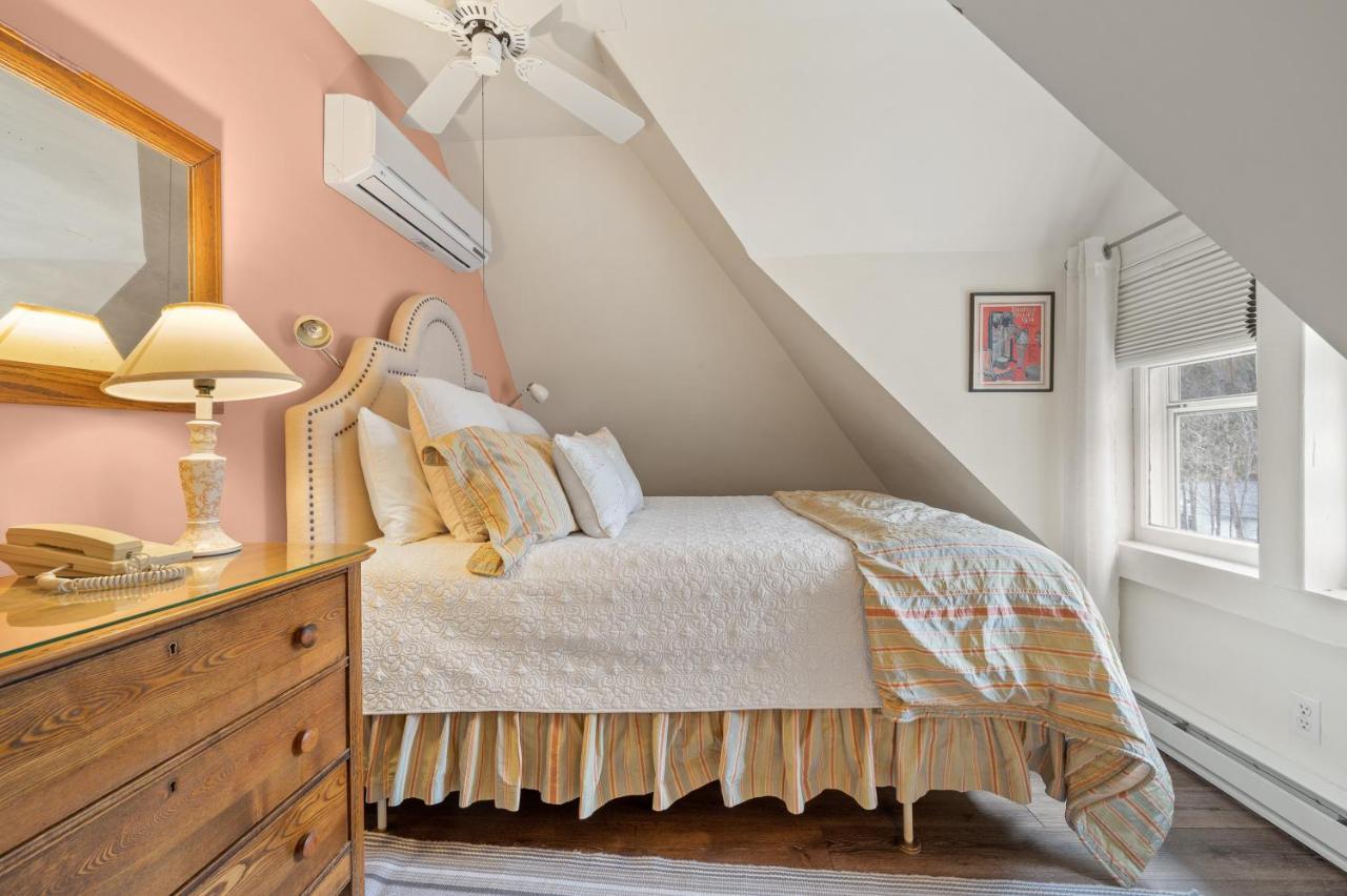Brook Farm Inn 레녹스 외부 사진