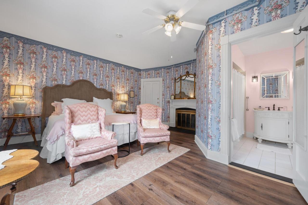 Brook Farm Inn 레녹스 외부 사진
